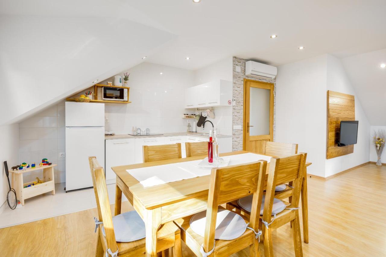 Apartman Medved 슬루니 외부 사진